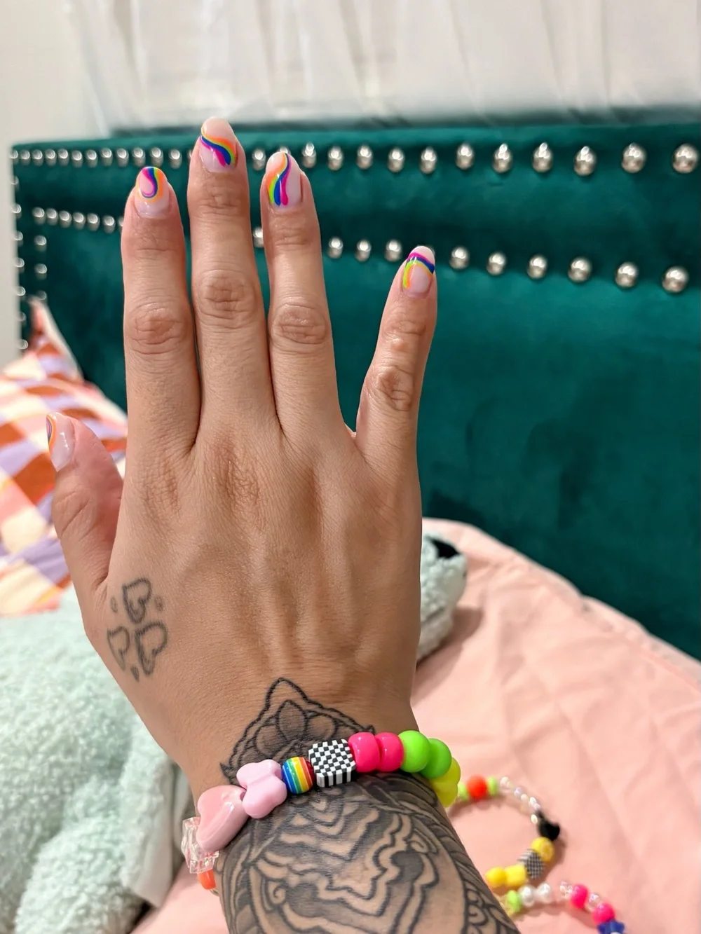 Kids Rainbow Bead Stretch Bracelet - Neon Green & Pink